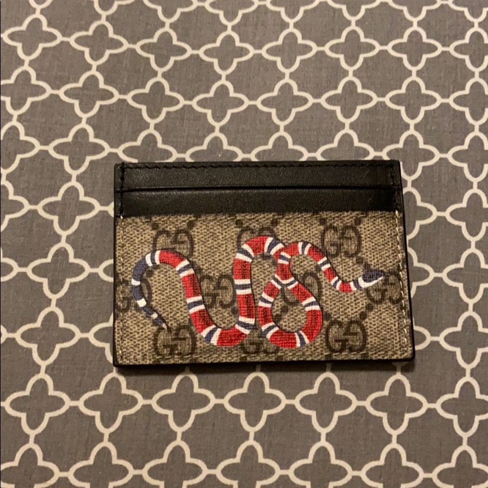Gucci Snake Cardholder